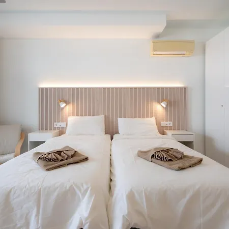 Acogedor Duplex 8b Con Amplia Terraza Y Vistas Al Mar 아데제